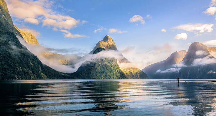 southern-island-new-zealand-milford-sound-cover