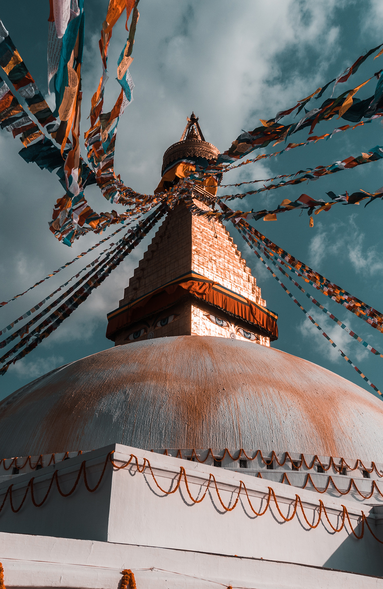 kathmandu-images-of-enlightenment-sidebar