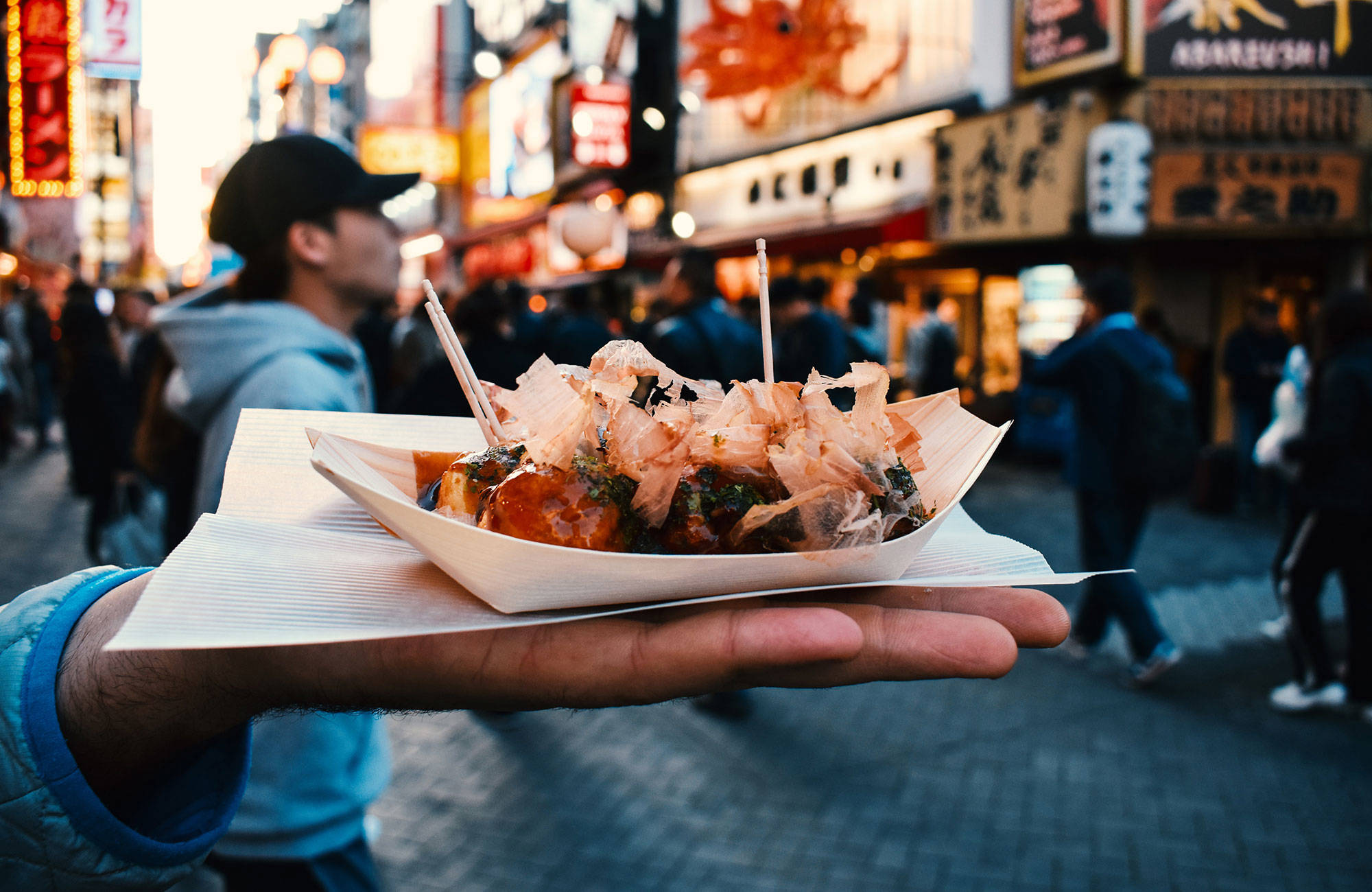 Maista paikallisia ruokaerikoisuuksia Japanin matkalla