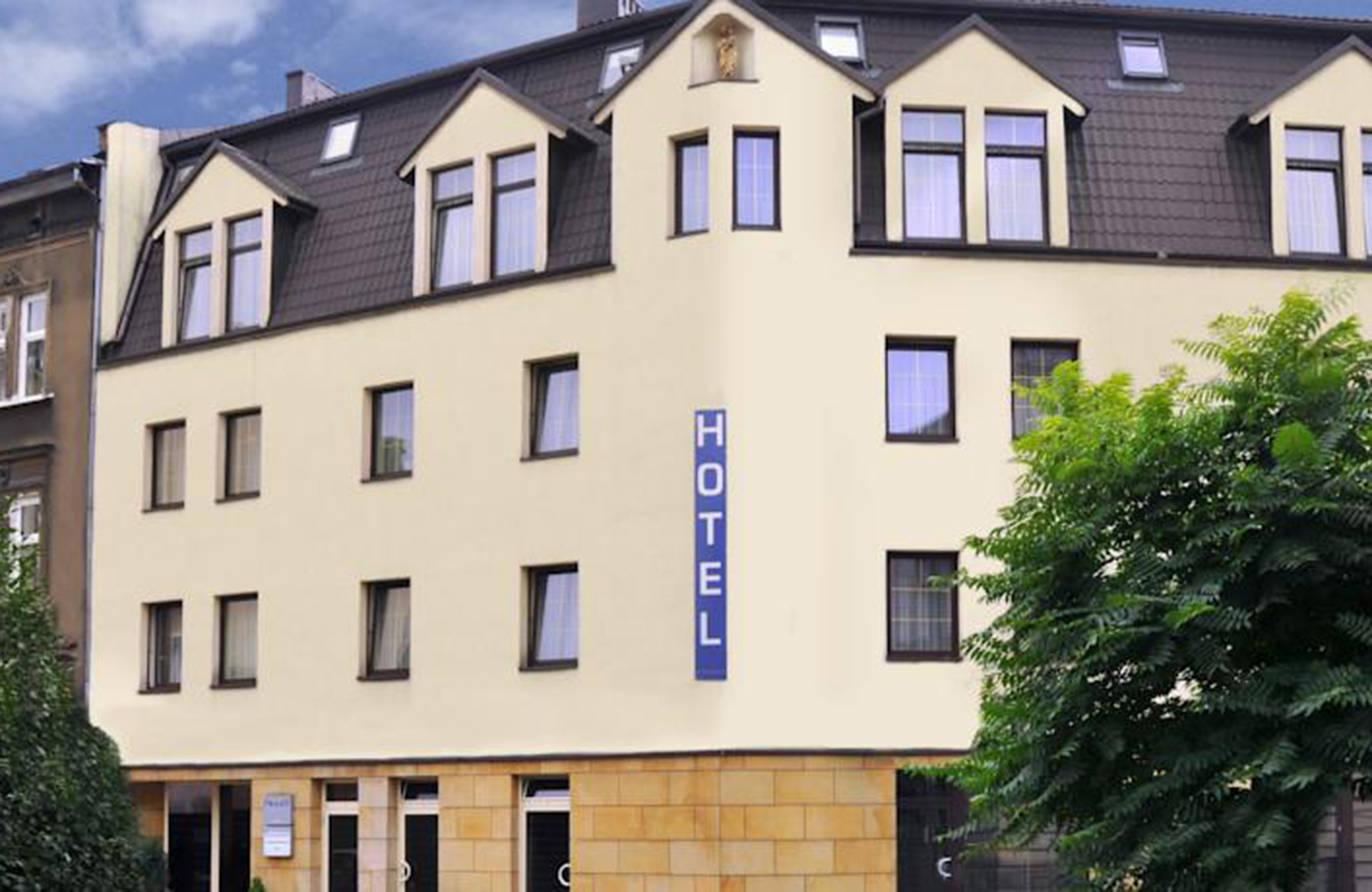 Opintomatka Krakovaan - Cracow Hotel Atrium - KILROY