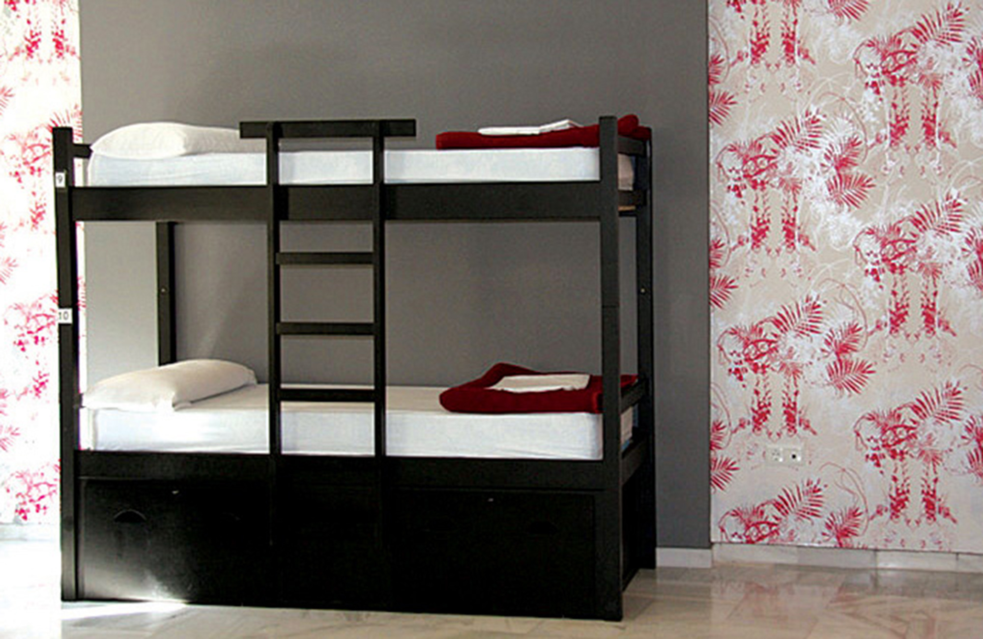 Opintomatka Malagaan - Oasis Hostel - KILROY