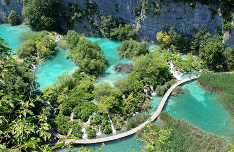 Näe upea Plitvicen kansallispuisto Kroatian matkalla