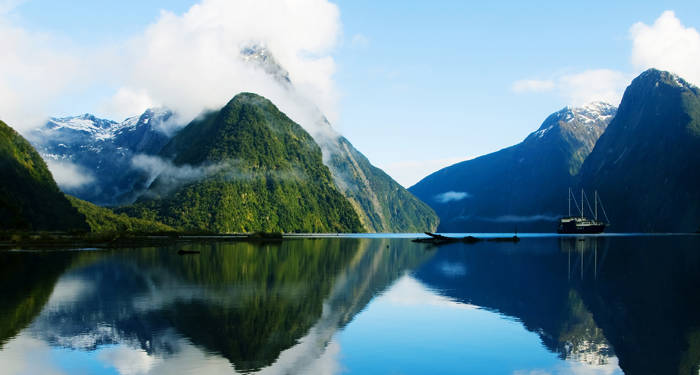 new-zealand-millford-sound-view