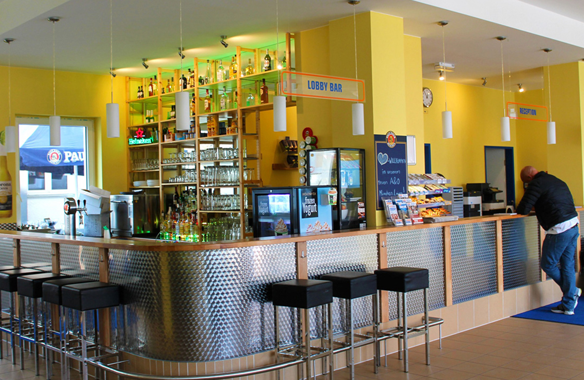 Opintomatka Müncheniin - A&O München Laim - KILROY