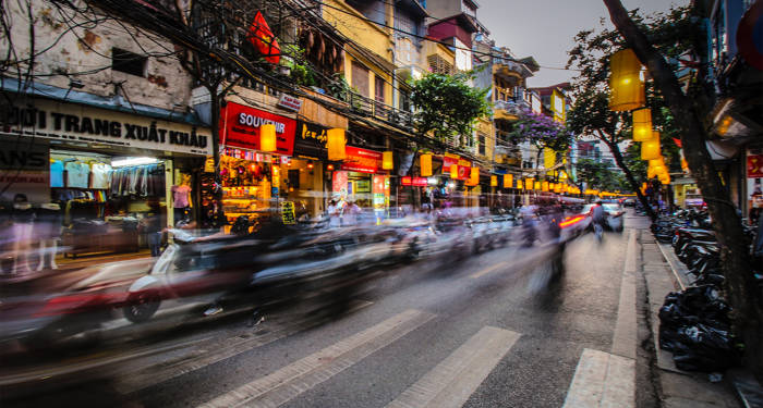Busy Street in Hanoi | Vietnam & Cambodia the KILROY Way 