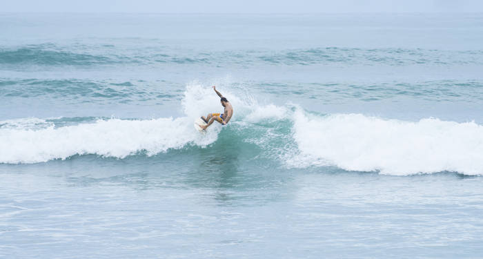 surfing-costa-rica-playa-carmen-guy-on-surf-board