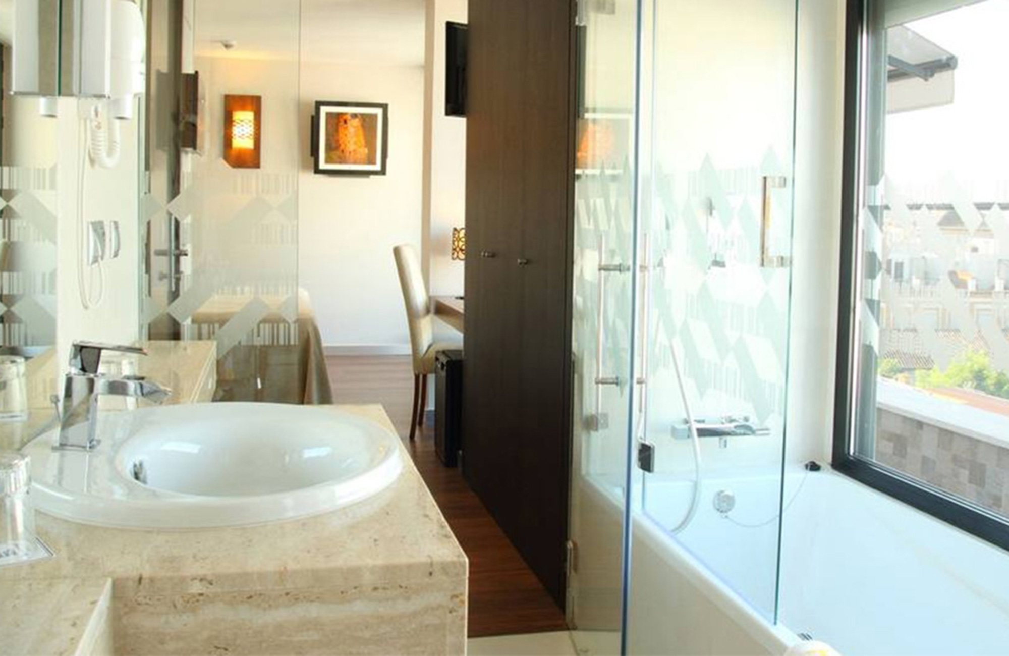 Opintomatka Sevillaan - Hotel Don Paco - KILROY