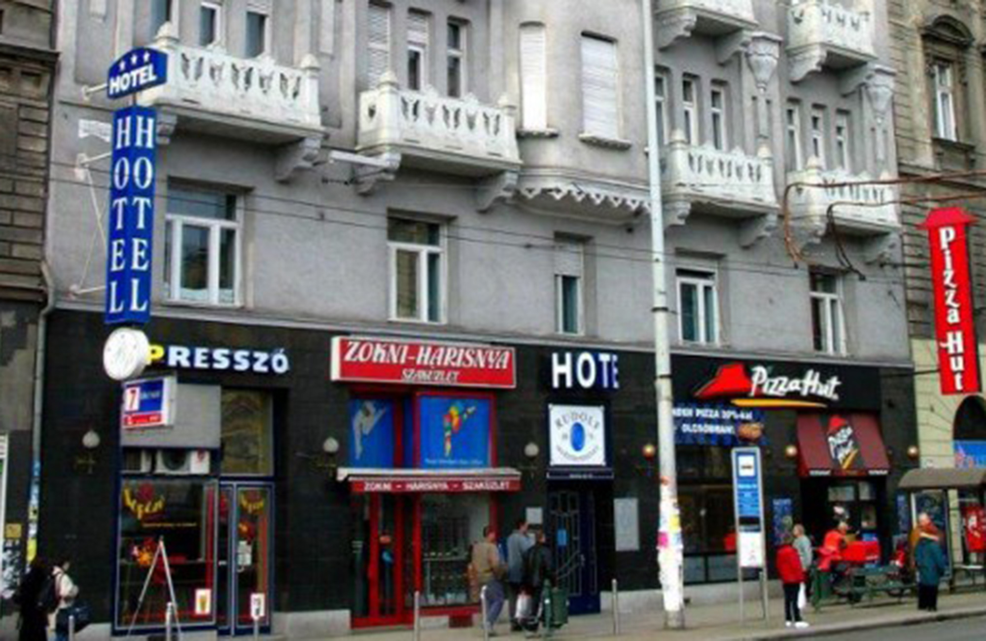 Opintomatka Budapestiin - Baross City Hotel - KILROY