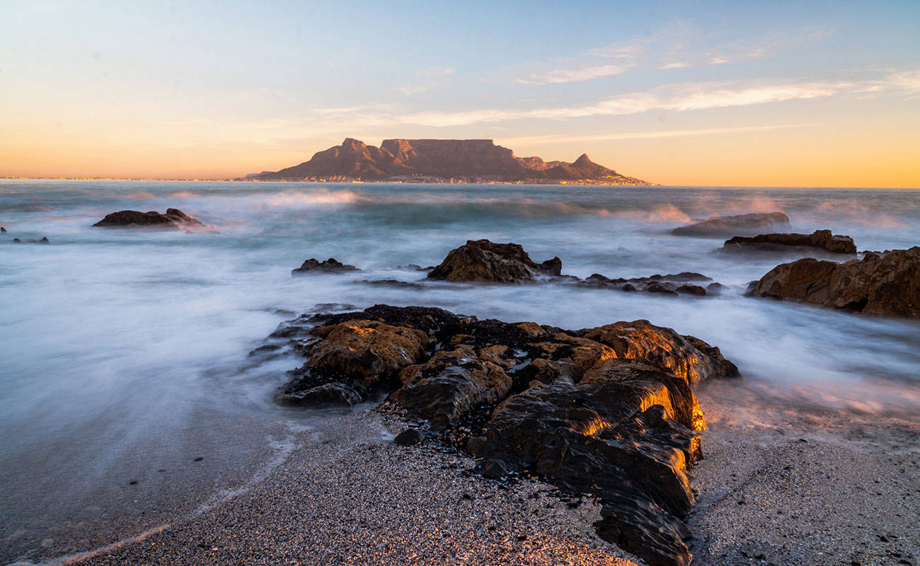 cape-town-south-africa-bloubergstrand-cover