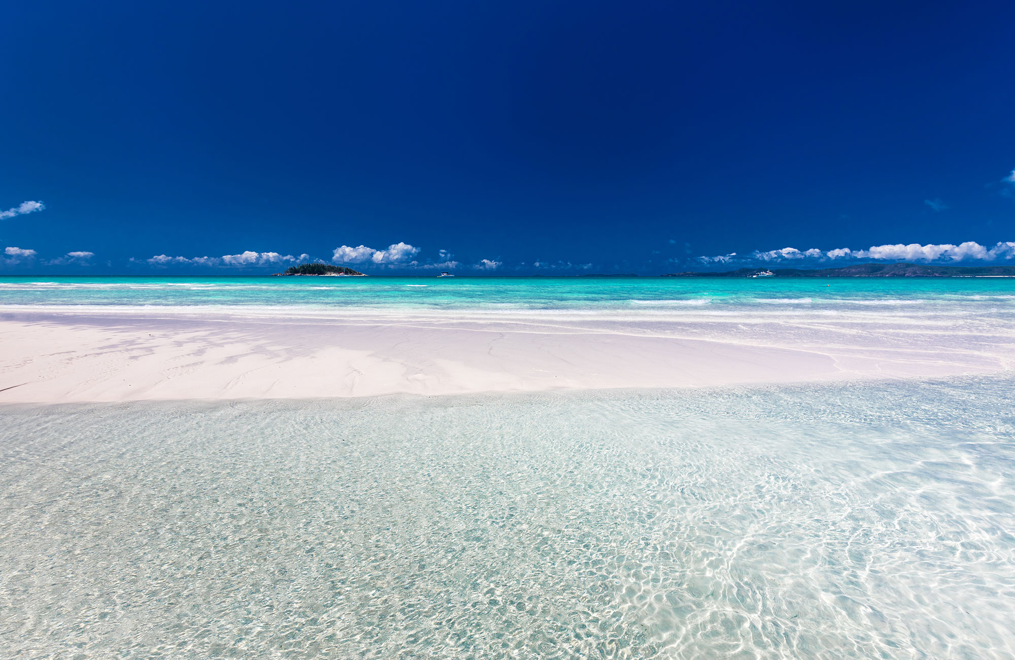 Purjehdus Whitsundayn saaristossa - KILROY