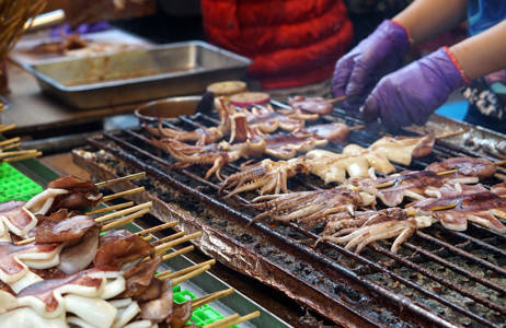 Maistele paikallisen keittiön herkkuja matkalla Taiwanissa - KILROY