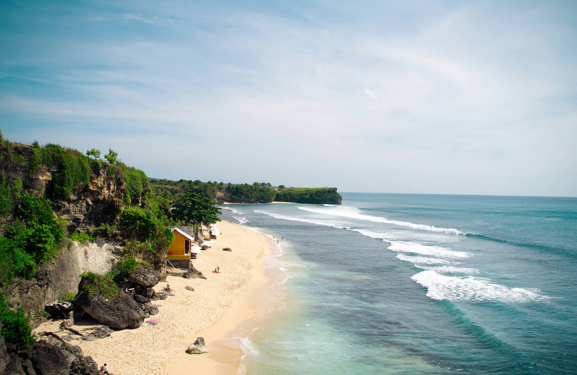 Balin upeat hiekkarannat odottavat