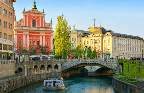 Vieraile pääkaupunki Ljubljanassa Slovenian matkalla - KILROY