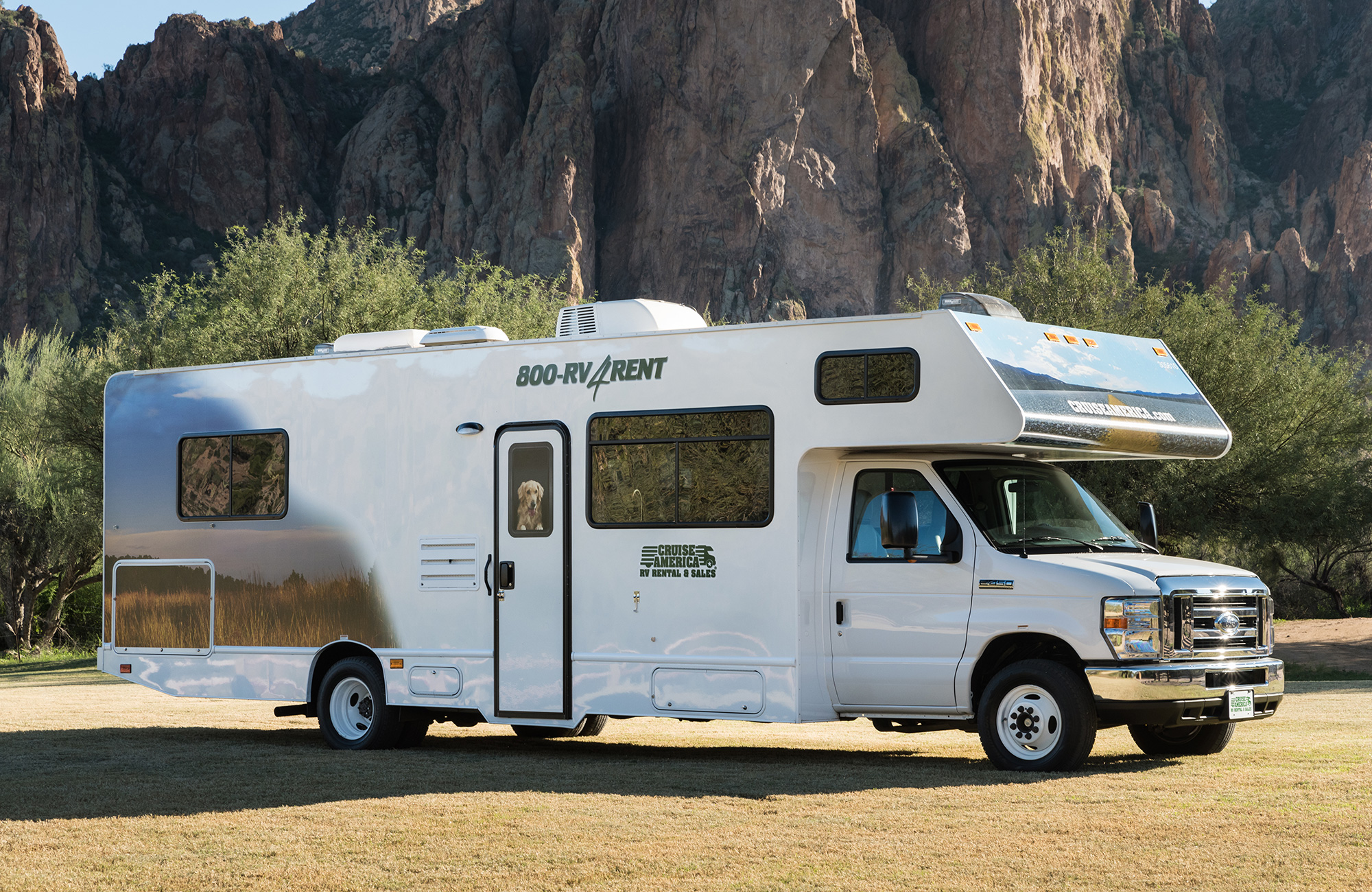 Large C-30 | Cruise America - USA - KILROY