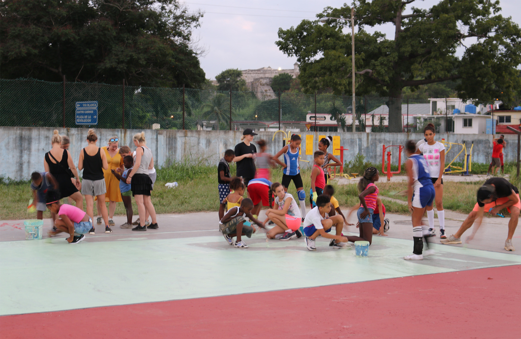 Volunteering Cuba Havana Learn Spanish And Volunteer Painting Volleyball Court
