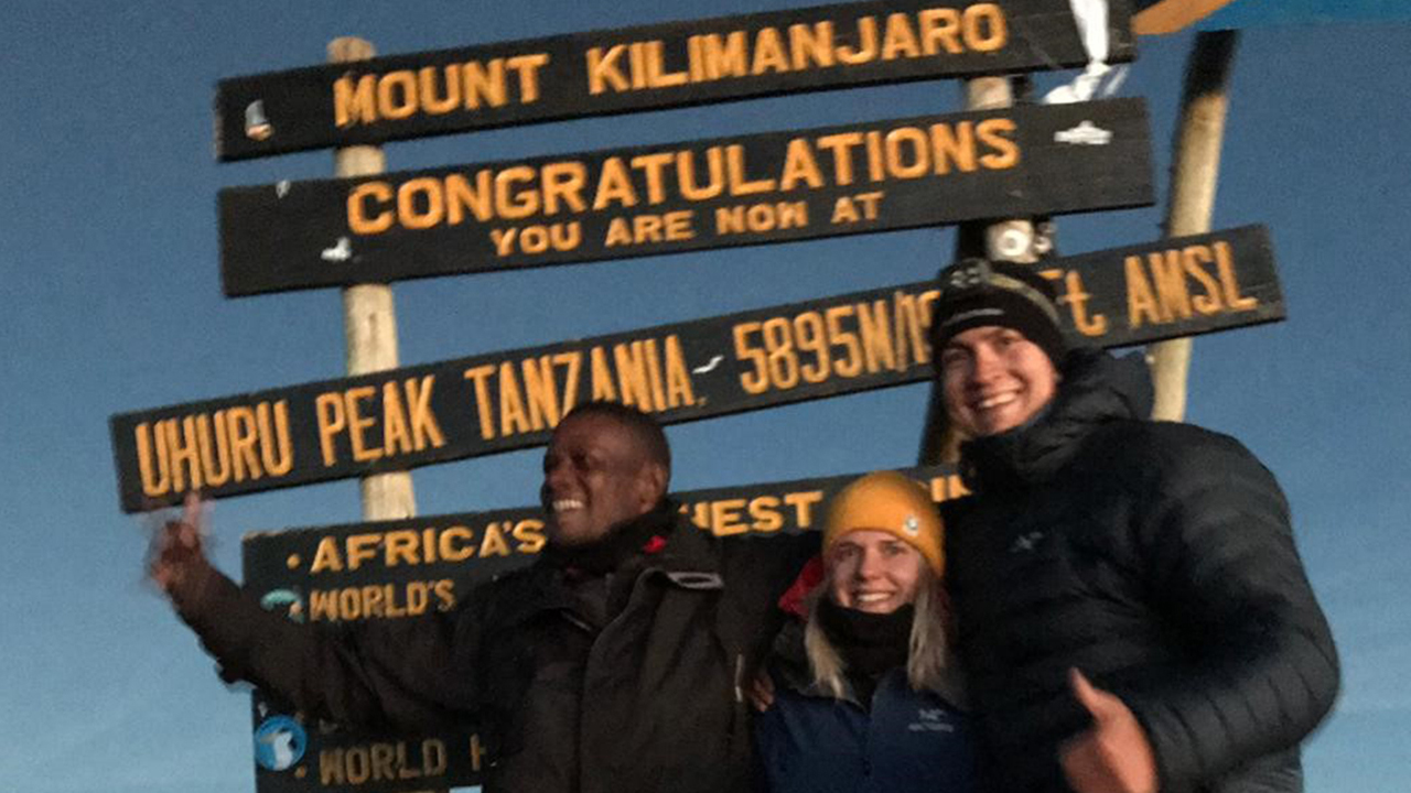 Tanzania Kilimanjaro Summit Just Before Sunset 1280X720