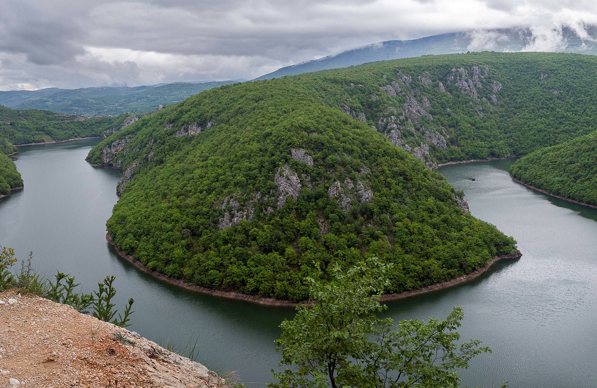 Koe Bosnia-Hertsegovinan kauniit maisemat Balkanin matkalla
