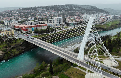 Millenium Bridge Podgoricassa, Montenegrossa