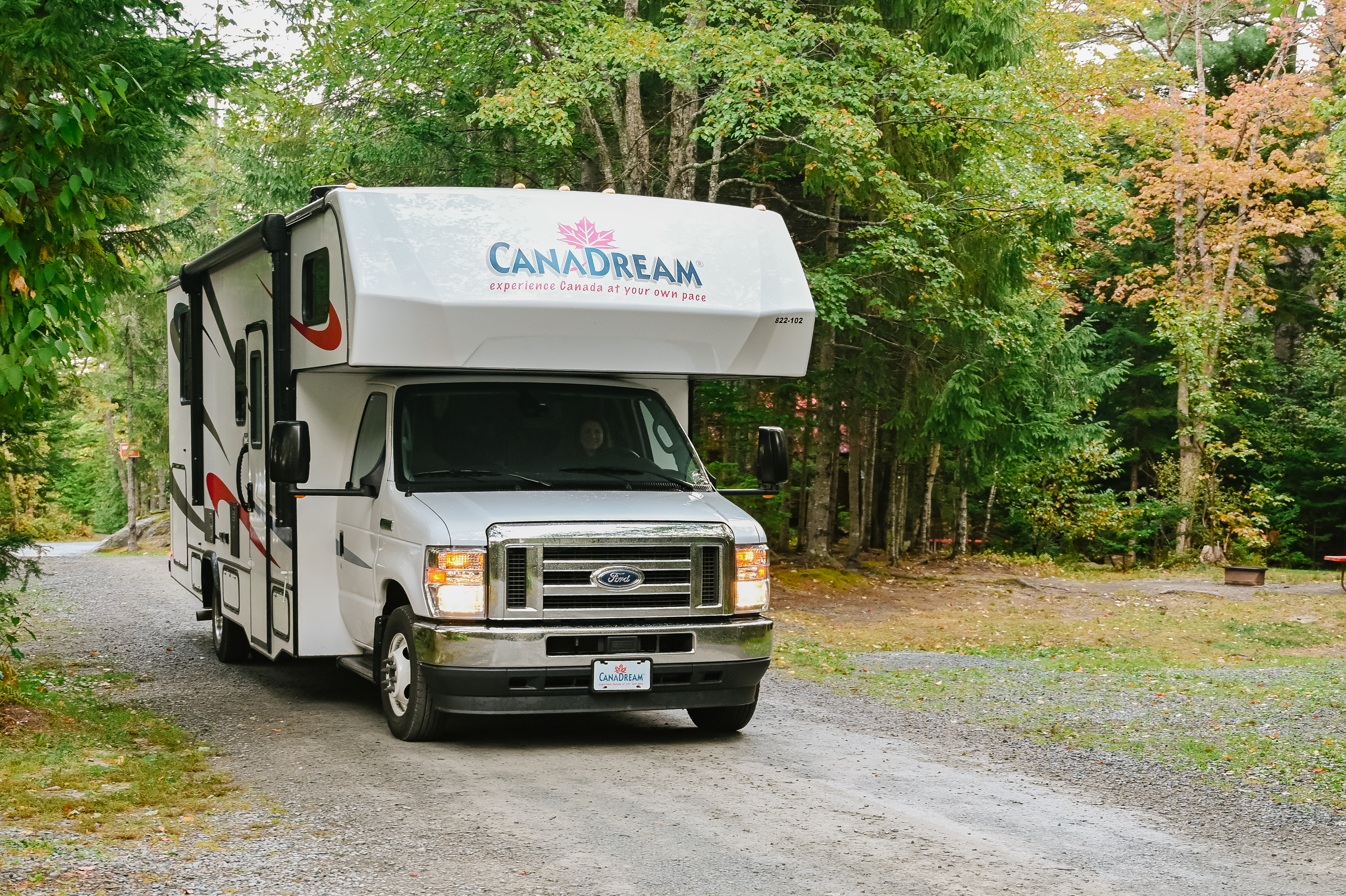 Maxi Motorhome | Canadream - Canada