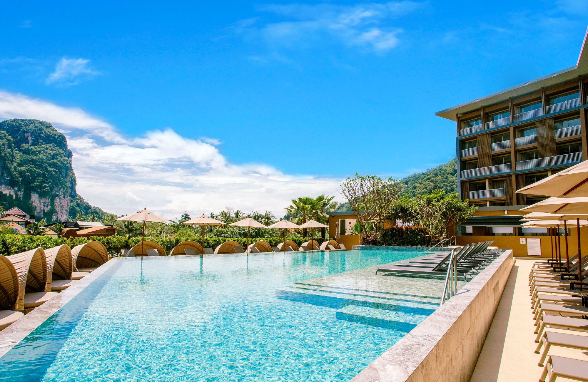 Thailand Krabi Centara Life Phu Pano Resort Pool