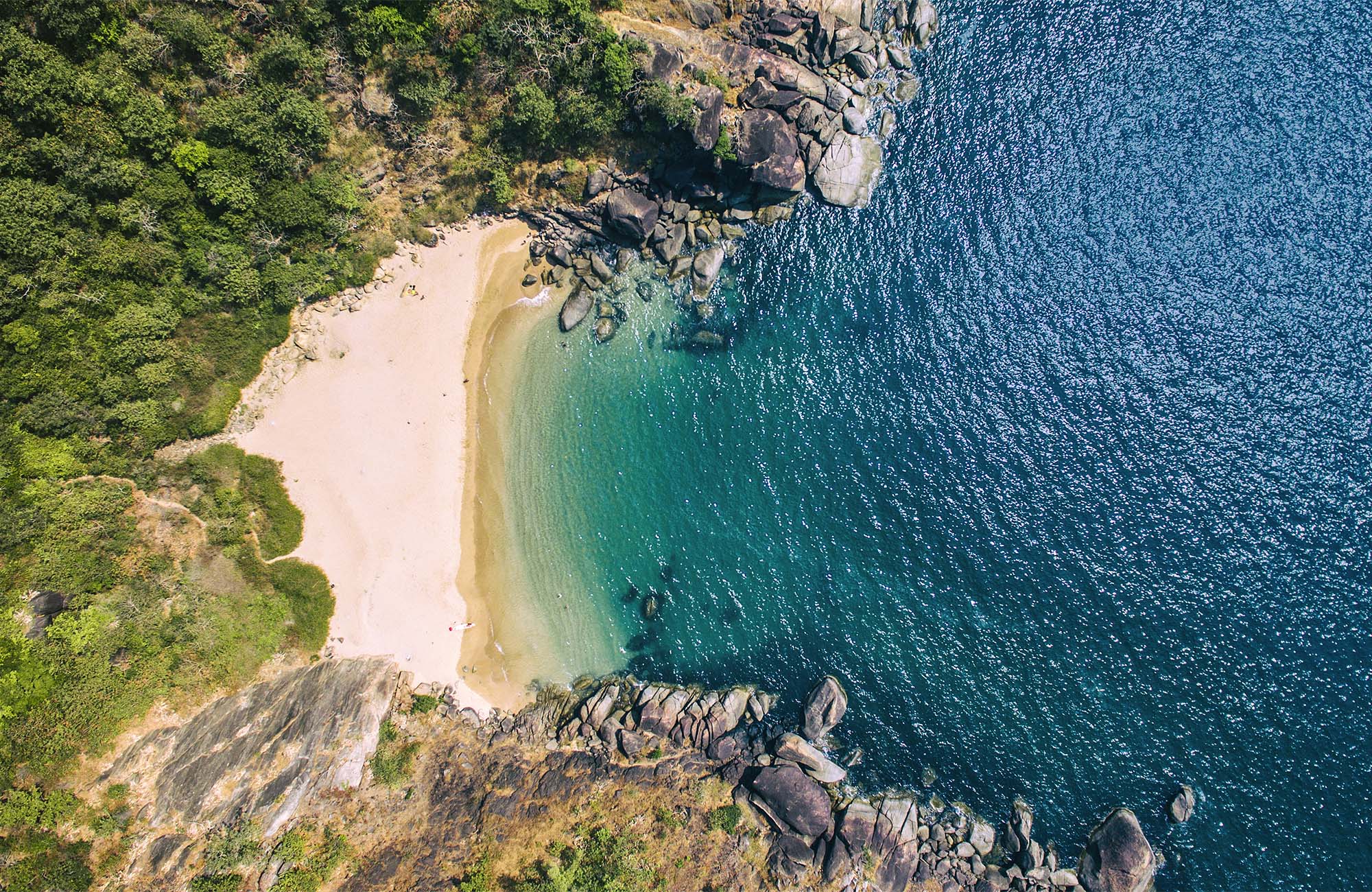 goa-india-beach-aerial-coast-sea-cover
