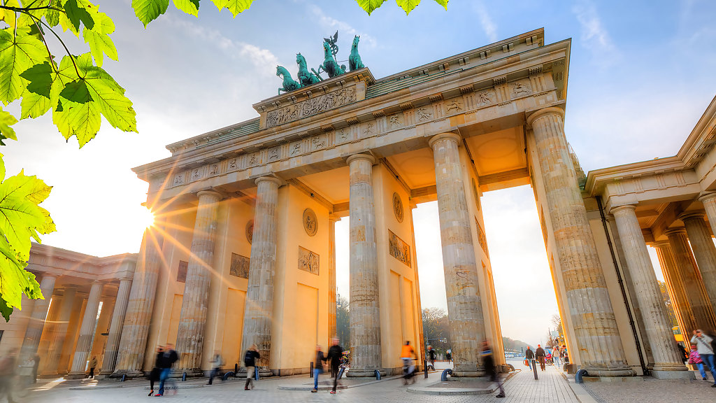 459-uberland-berlin-sightseeing-danish-speaking-guide