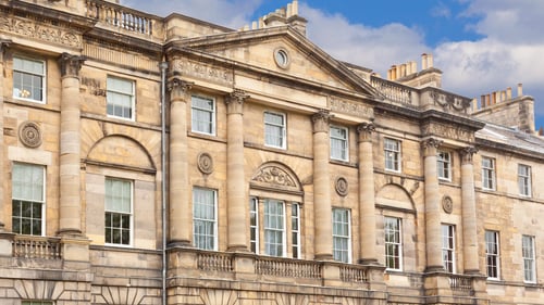 423-europe-incoming_uk-edinburgh-georgian-house