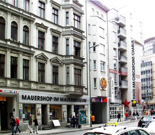 berlin-mauermuseum_am_checkpoint_charlie