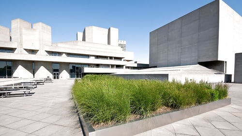 626-axis-globe-london-backstage-theater-tour