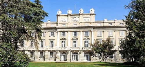 1915-fundacion_de_la_casa_de_alba