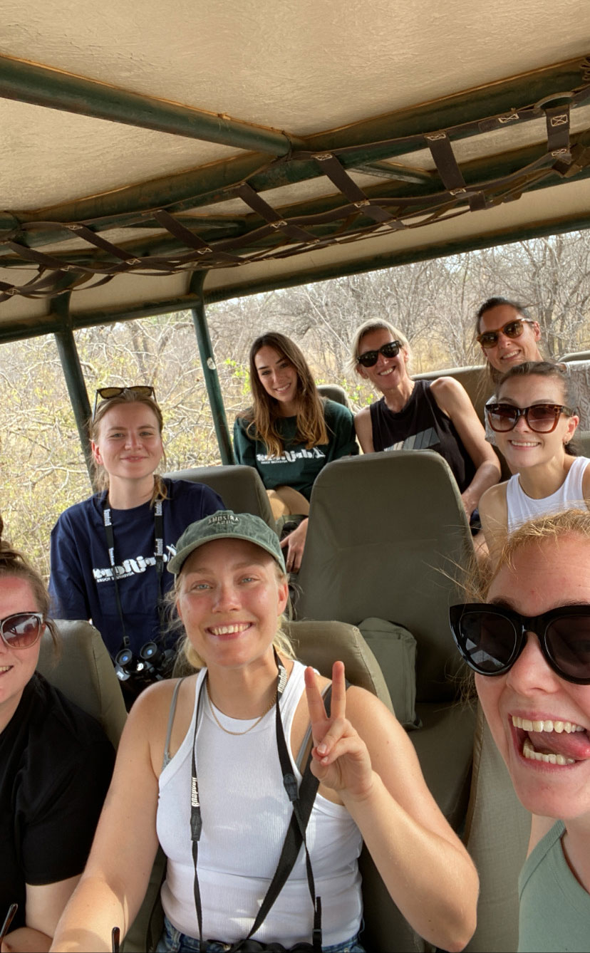 808265BD 2CC4 42C4 94D8 601619FD97CE